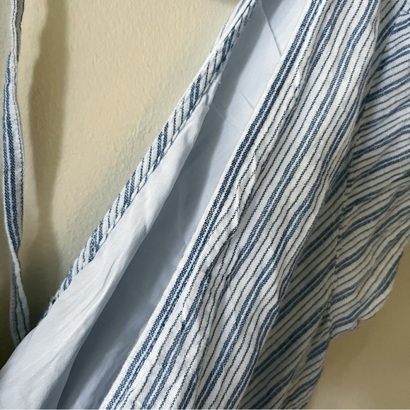 AE Linen Blend V-neck Blue White Pinstripe Tiered Ruffle Mini Dress - Picture 6 of 11